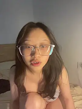 JUJU0616 Show Webcam