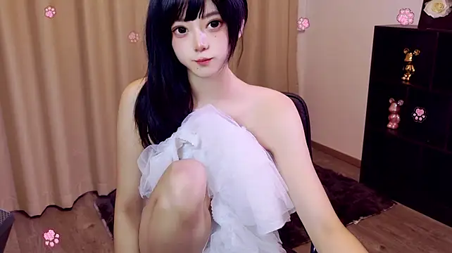 Elegant-001 Webcam-Show
