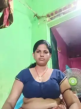 Joohi_Chawla143's Live XXX Chat