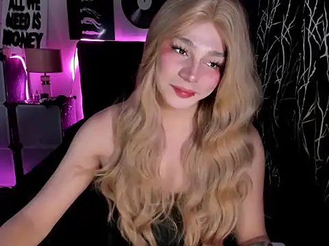 MissCruella Show in webcam
