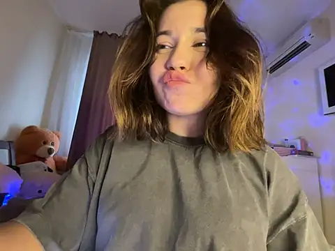 Viviaaan_n Live XXX-chat