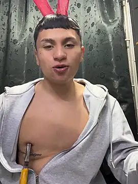 Show modela Matteo_humn na web-kameri