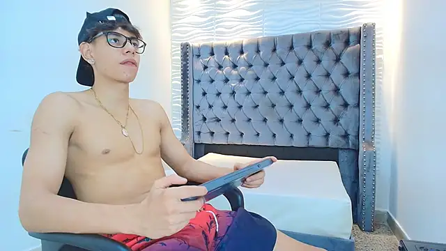 Lenny_knox2n Webbikameraesitys