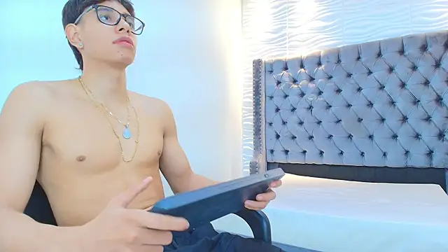 Show de Lenny_knox2 na webcam