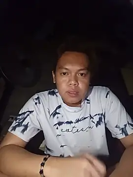 Zhanbodyguy 在線直播表演