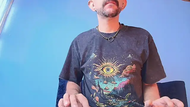 Show modela pigbananax na web-kameri
