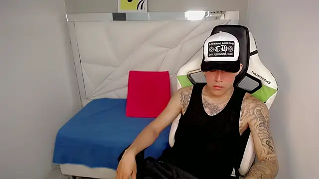 Вебкам-шоу Delaware_