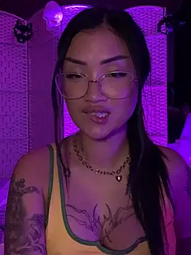 AsianLadyWan 웹캠 쇼
