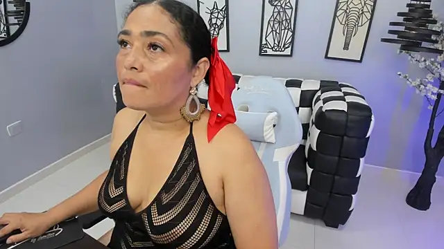 Show de Mila_Deepthroat na webcam