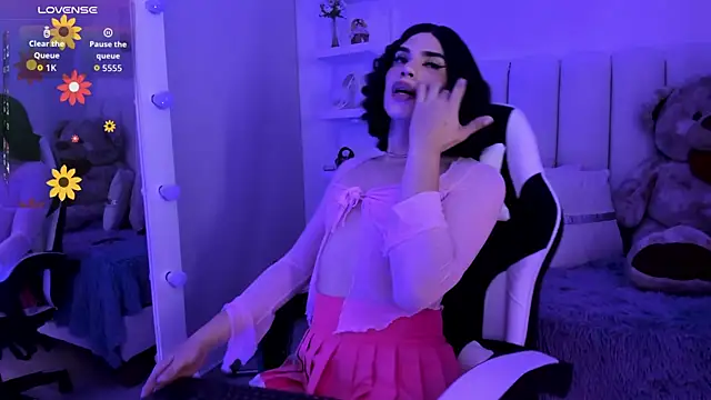 Pokazy przed kamerką – BrianaAnder21