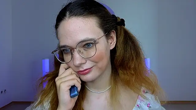 Chat +18 de Little_humster ao vivo