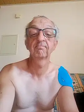 הופעת וובקאם של OutsideDunce