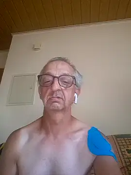 OutsideDunce Webcam-Show