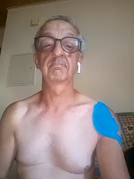 הופעת וובקאם של OutsideDunce