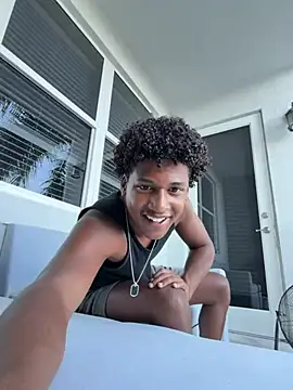 Angel_raphael69 Pertunjukan Webcam