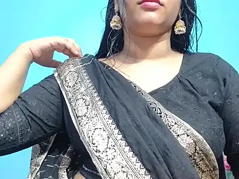 Adhiti_1 网络视讯表演