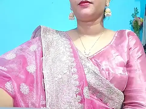 Adhiti_1's Webcam Show