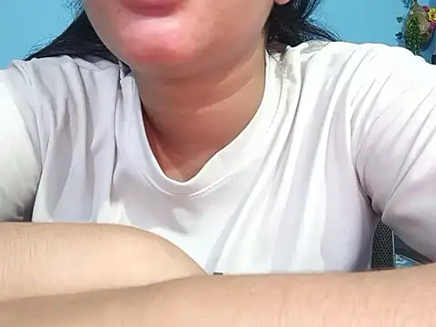 Adhiti_1's Webcam Show
