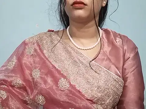 Adhiti_1 网络视讯表演