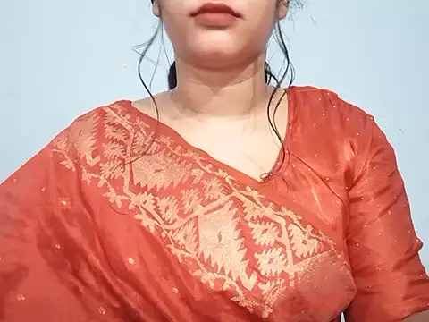 Adhiti_1 Show in webcam