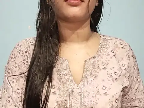 Adhiti_1's Webcam Show