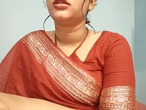 Chat XXX ao vivo de Adhiti_1