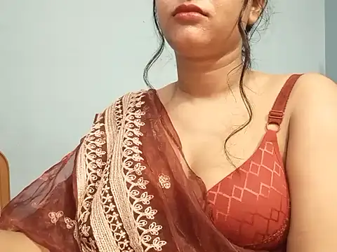 Adhiti_1 Live XXX-Chat