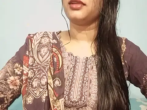 Adhiti_1 即時 XXX 聊天