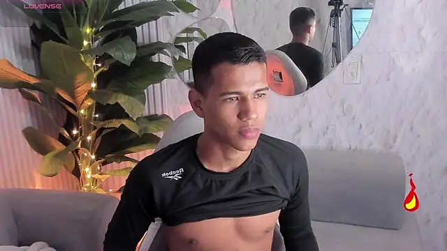 Noah_sexhotty Pertunjukan Webcam
