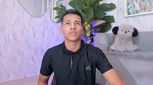 Noah_sexhotty Pertunjukan Webcam