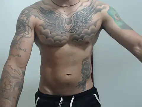 Show modela Xanderrt na web-kameri
