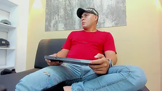 THEO_WOOD3 Webcamshow