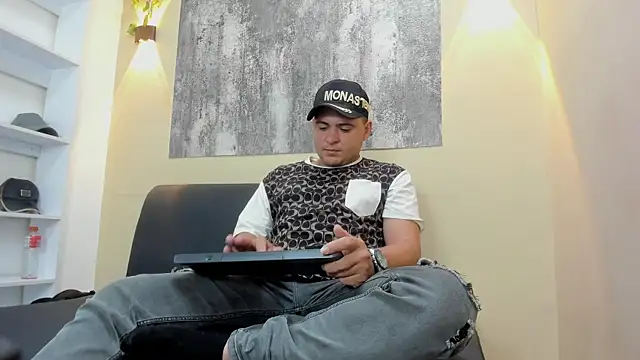 THEO_WOOD3: вебкам-шоу
