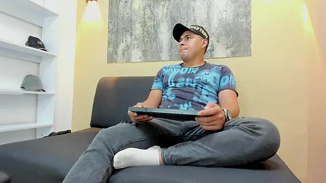 THEO_WOOD3 Webcam-Show