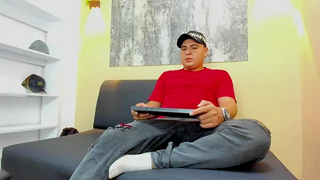 THEO_WOOD3 Webcam Show