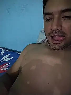 Show modela danielsmarts na web-kameri