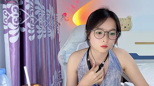 haohao-66's Live XXX Chat