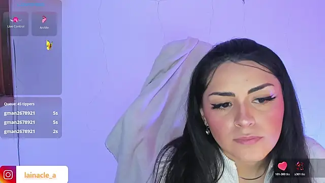 _onlylaiii_'s Live XXX Chat