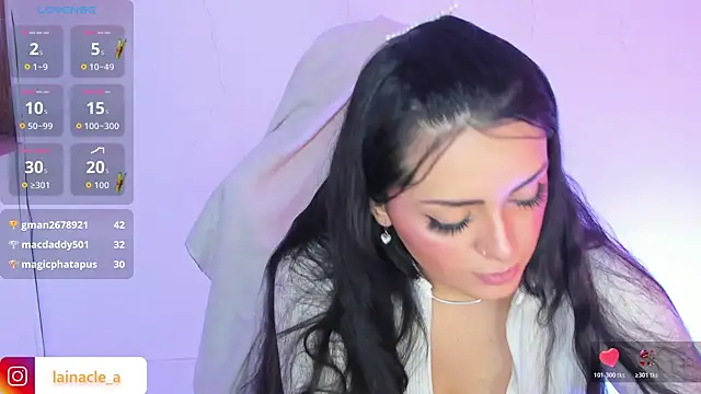 _onlylaiii_'s Live XXX Chat