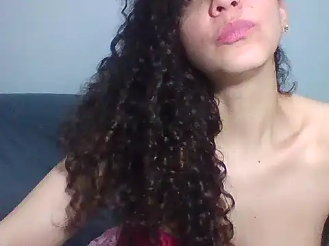 love_juicy: онлайн-секс-чат
