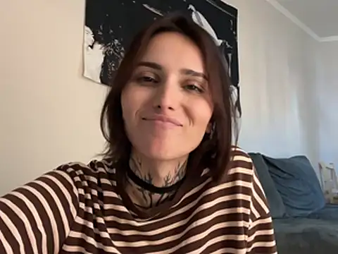 VivianGlow Webcamshow