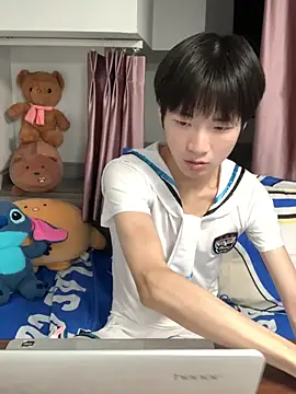Matt-778 Show in webcam