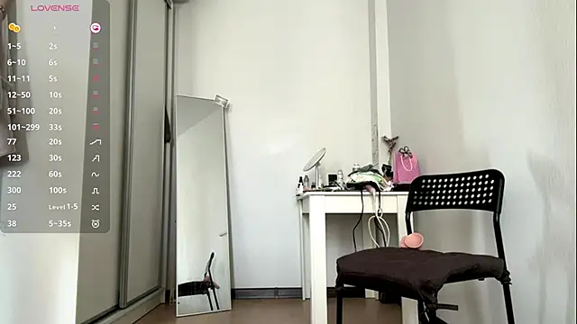 ellyclacher's Webcam Show