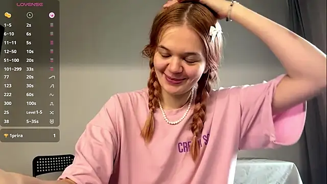 ellyclacher Adlı Modelin Web Kamerası Şovu