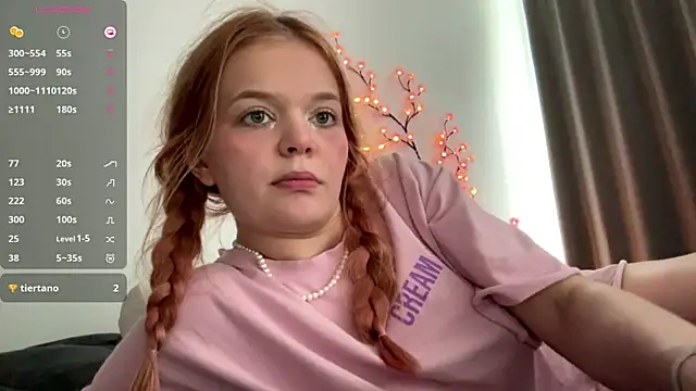 ellyclacher's Webcam Show