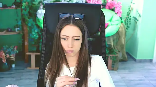 Pokazy przed kamerką – VanessaAnerson