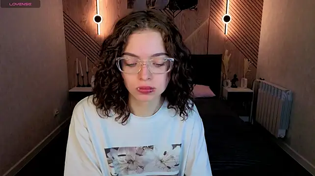 Wullwet_rav's Live XXX Chat