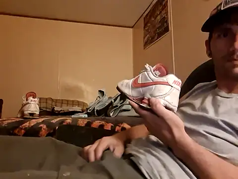 BeholdenTrouble98 Show in webcam