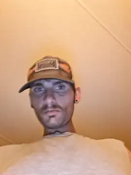 BeholdenTrouble98 Webcam Show