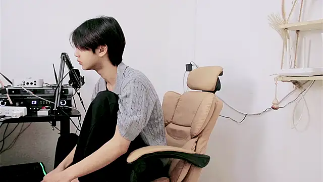 VIP-77のウェブカメラショー